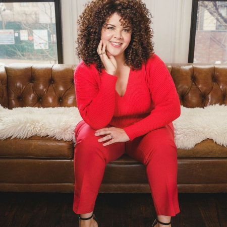 money-and-career-coach-expert_podcast-host_mandi-woodruff